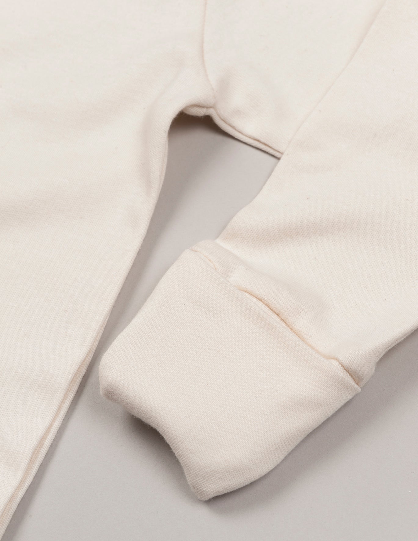 Babybugz Baby Sleepsuit With Scratch Mitts