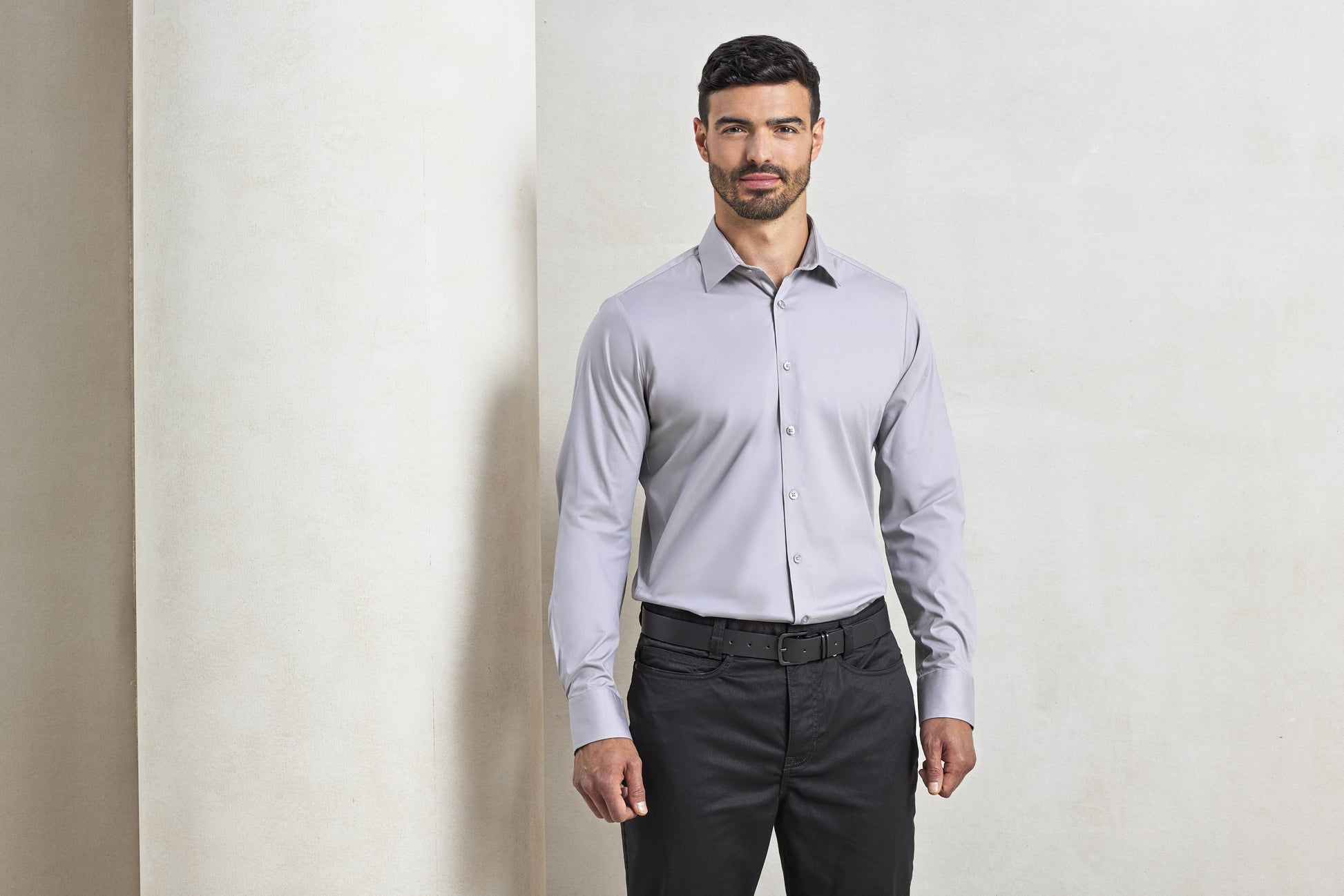 Premier Workwear Men´s Stretch Fit Poplin Long Sleeve Cotton Shirt