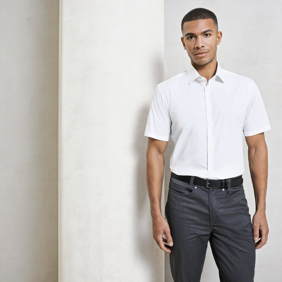 Premier Workwear Men´s Stretch Fit Poplin Short Sleeve Cotton Shirt