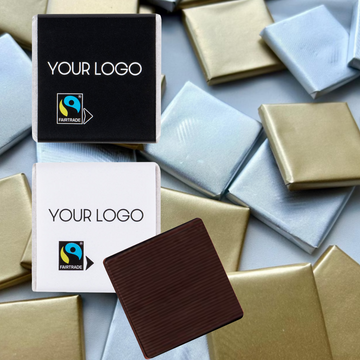 FAIRTRADE Mini Square 5 g Tumma suklaa – mainossuklaa omalla painatuksella (0040/FAIRTRADE)- (Minimi 1000 kpl)