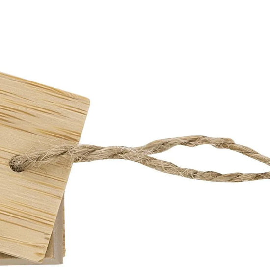 Acacia wooden cutting Walter Default