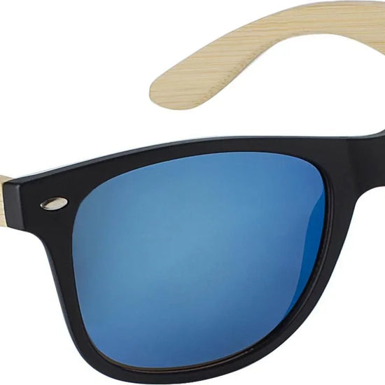 Acacia wooden cutting Walter Default