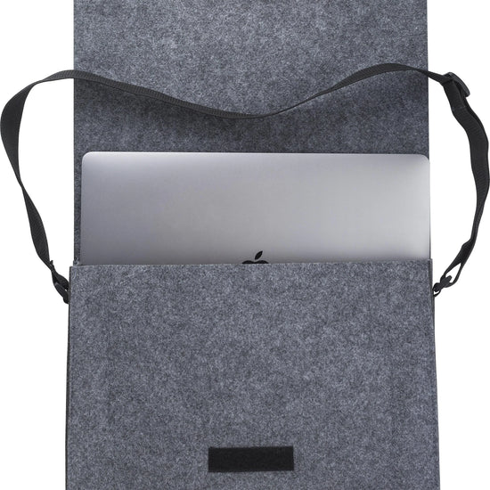 Acacia wooden cutting Walter Default