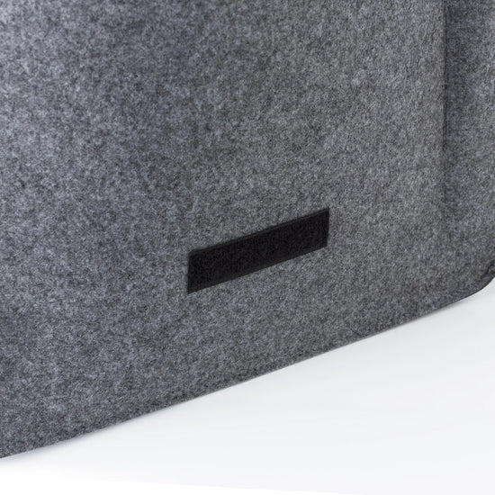 Acacia wooden cutting Walter Default