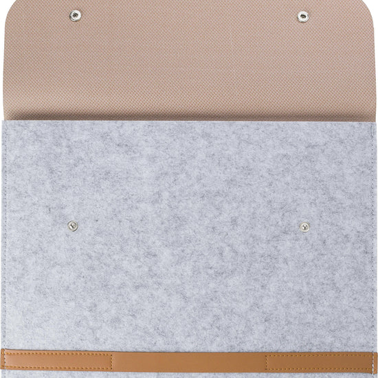 Acacia wooden cutting Walter Default